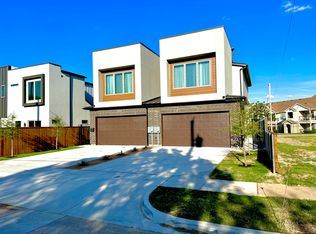 5623 Mesa Cir, Dallas, TX 75235