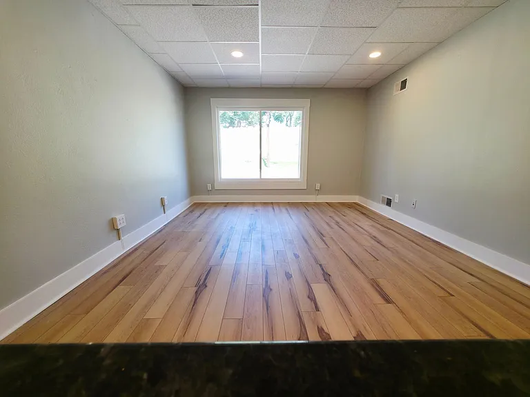 3915 Mount Troy Rd — Photo 34
