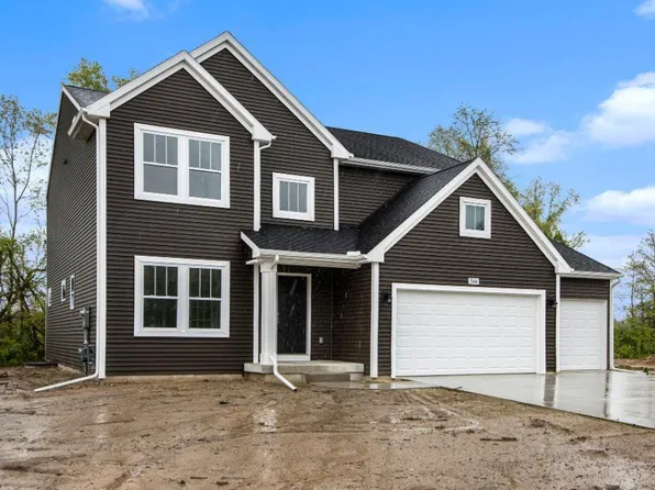 5166 McLin Dr, Kalamazoo, MI 49009