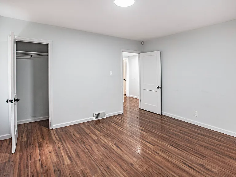 16 W Linden Ave — Photo 18