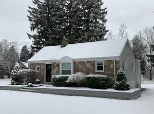 2960 Strawberry Ln, Port Huron, MI 48060