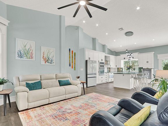 3rd image of 119 Faith Way