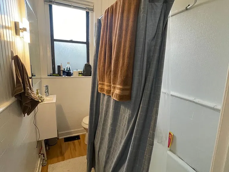 4901 Friendship Ave. — Photo 20