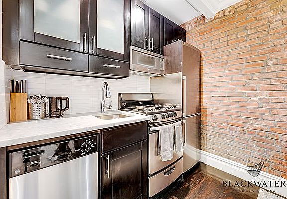 5th image of 412 W 36th St APT 2R