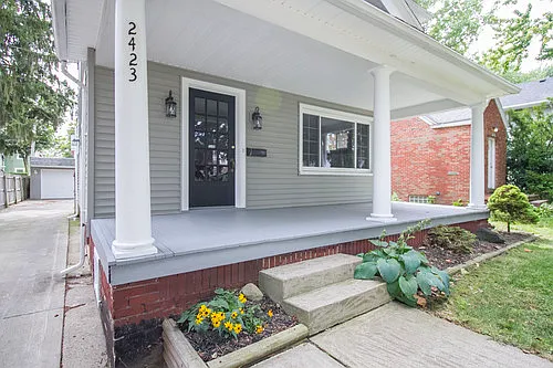 2423 Charlestown Ave — Photo 2