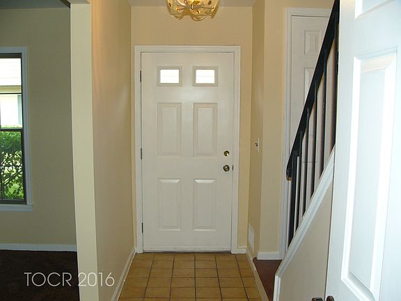 3rd image of 16 Briarwood Ct