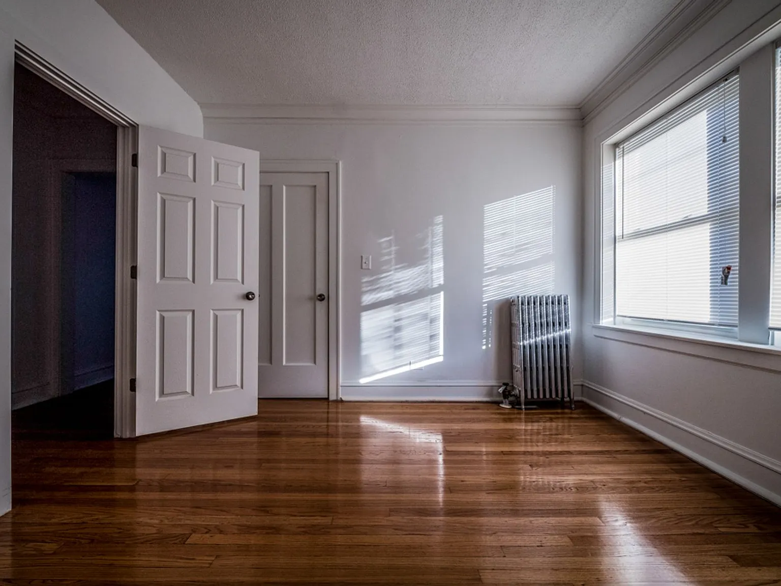 702 N Waller — Photo 3