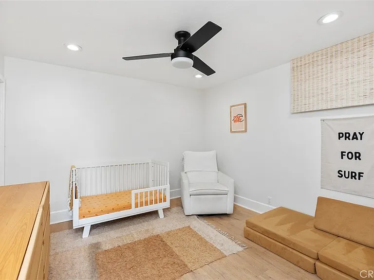 31888 Hillside Ln — Photo 6