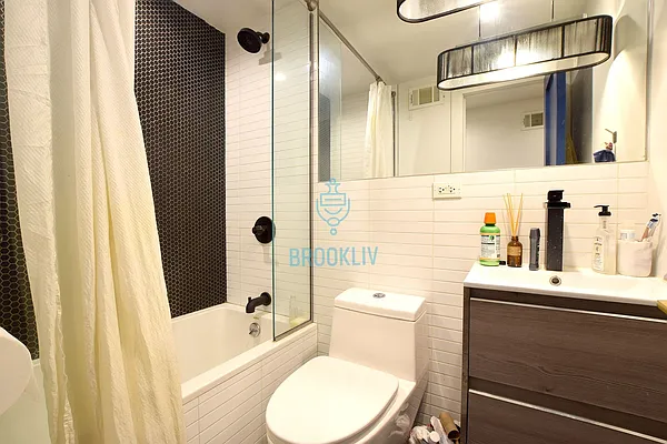 Rented by null | media 55