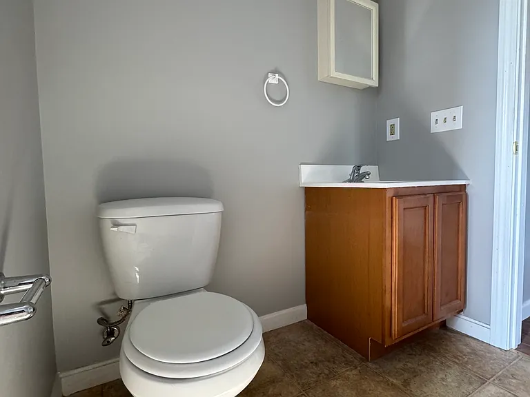 126 Vine St #17-B — Photo 14