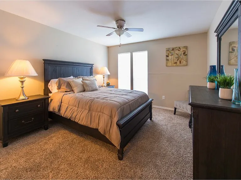 Allure Apartments — Photo 7