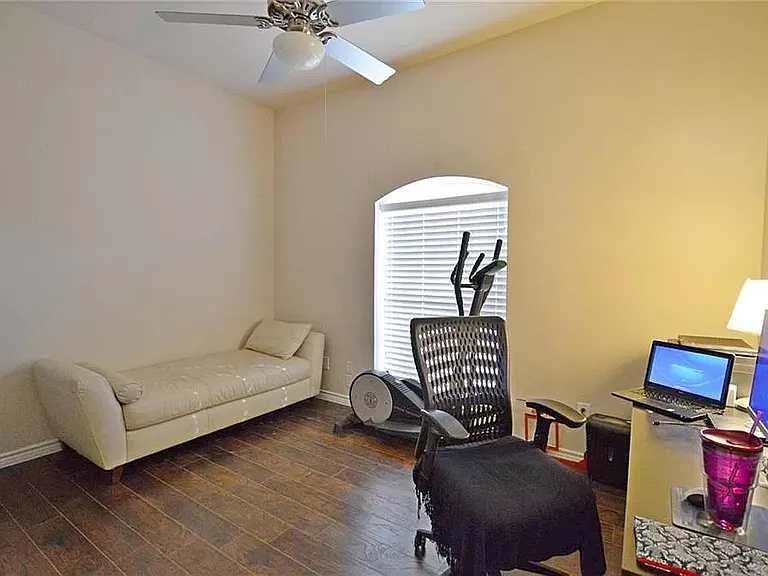 11216 Harbor Rd — Photo 27