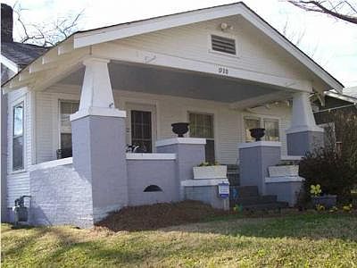 2nd image of 1920 Kirby Ave