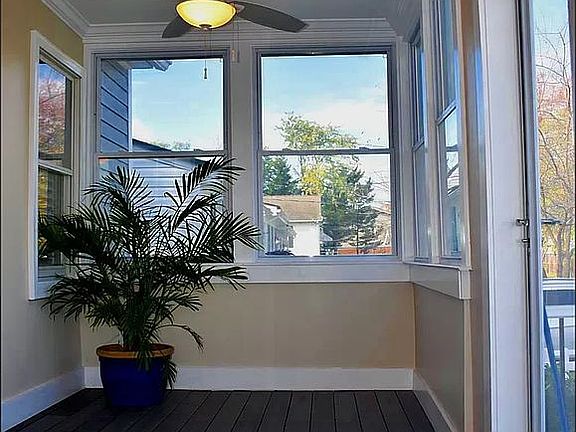 3rd image of 25 Dorsey Ave