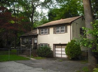 946 High Mountain Rd, North Haledon, NJ 07508
