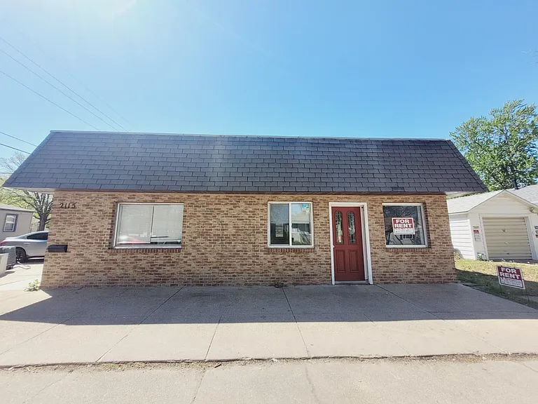 2115 State St — Photo 1