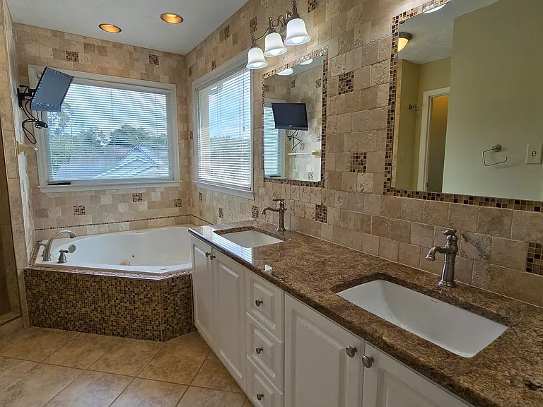 4488 Penhurst Ct — Photo 25