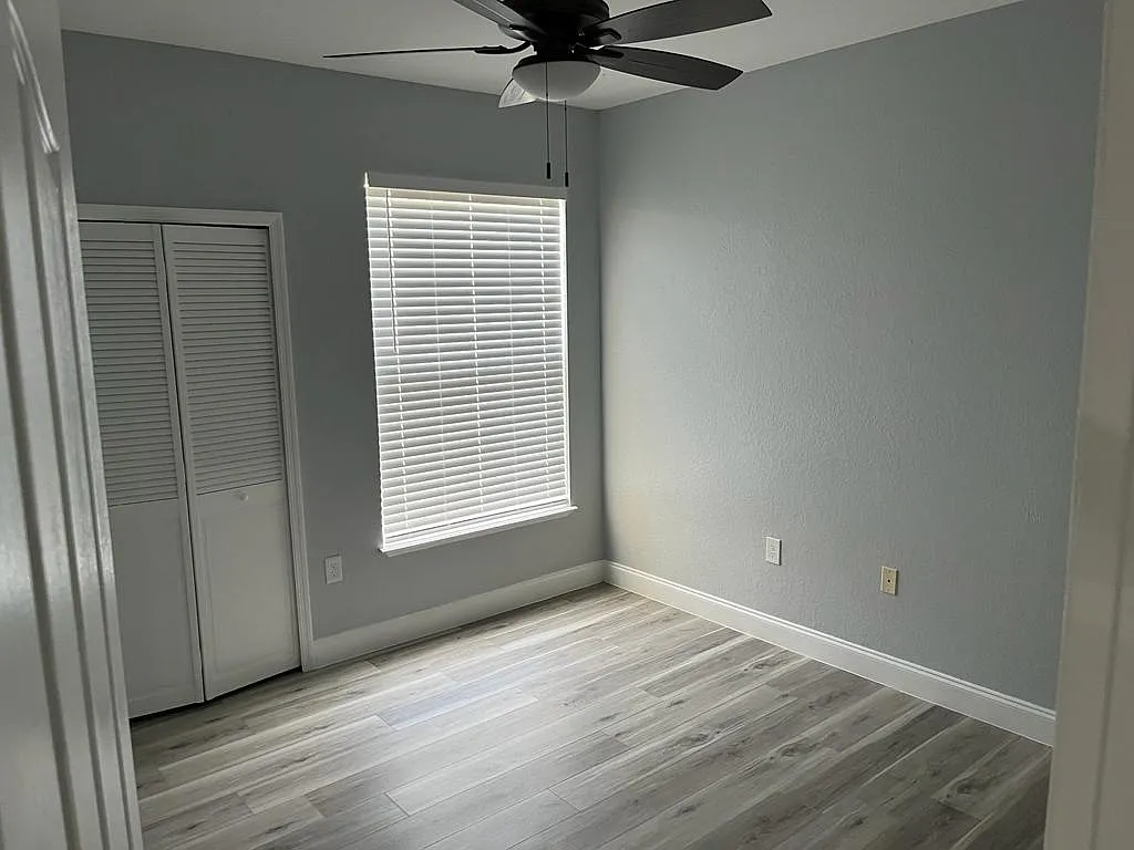 4 bed, 1372 sqft, $2,500 — Photo 3