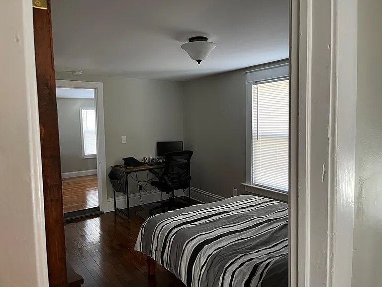 215 Custer Ave #B — Photo 15
