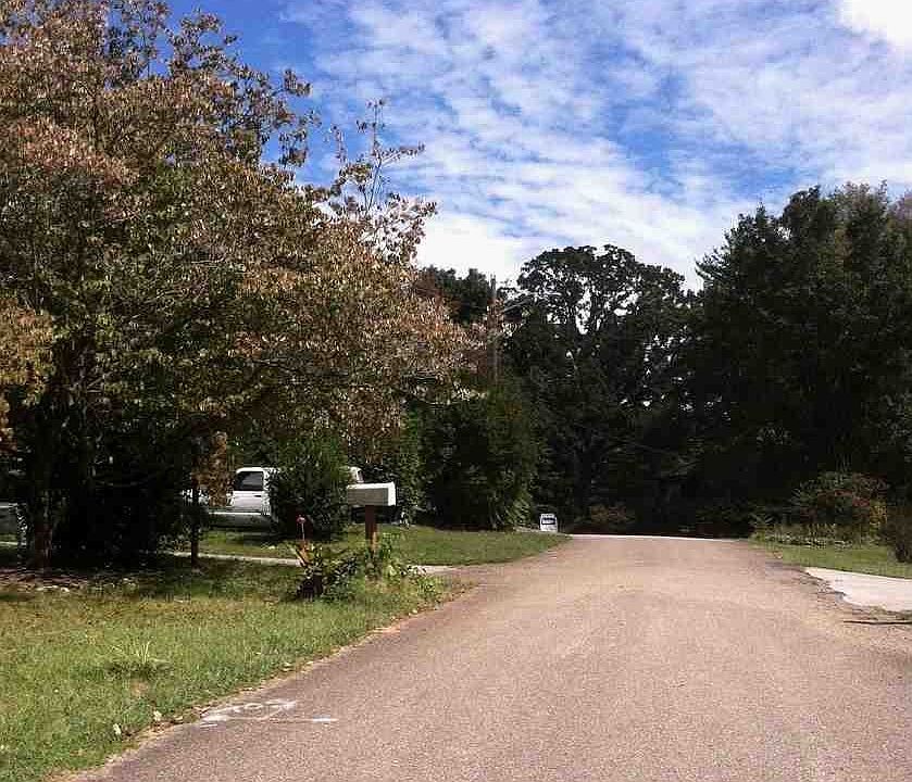 2nd image of 3104 Spicewood Ln