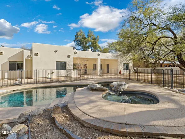 1801 N Wentworth Rd, Tucson, AZ 85749