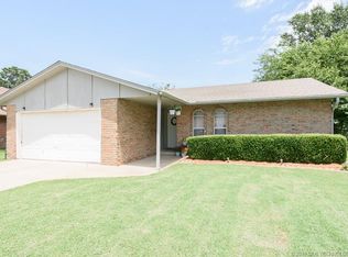 12623 E 33rd Ct, Tulsa, OK 74146