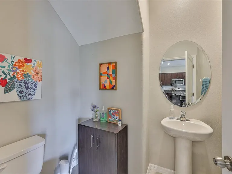 9454 Channing Hill Dr — Photo 15