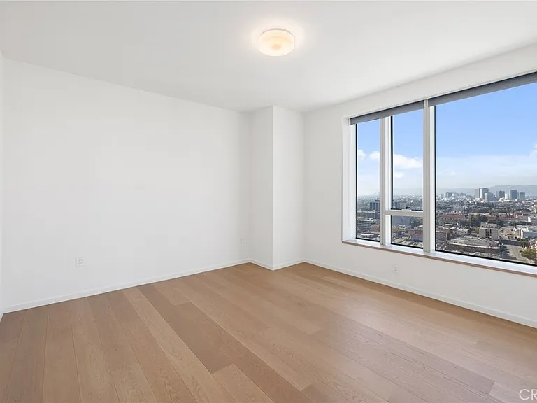 889 Francisco St #2408 — Photo 20
