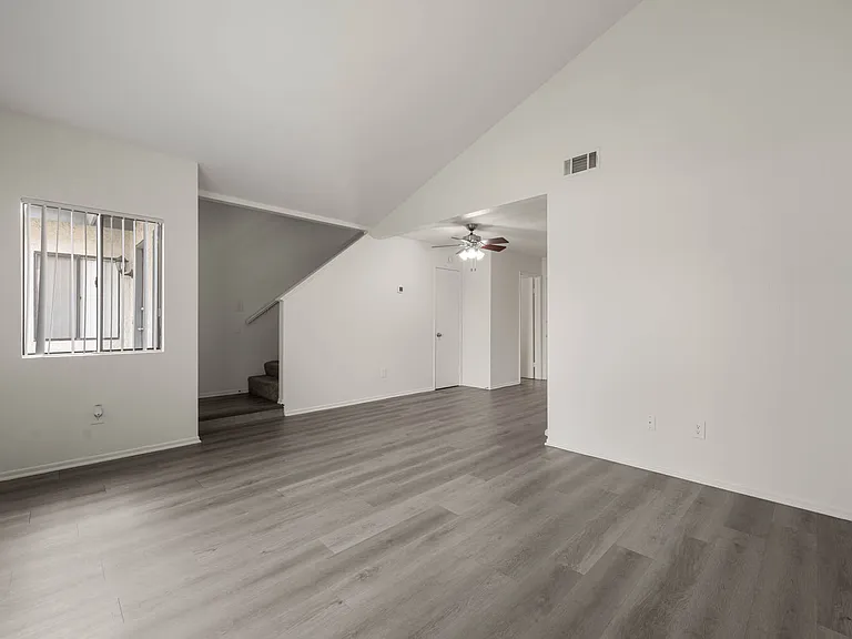 Park Place Apartments — Photo 10
