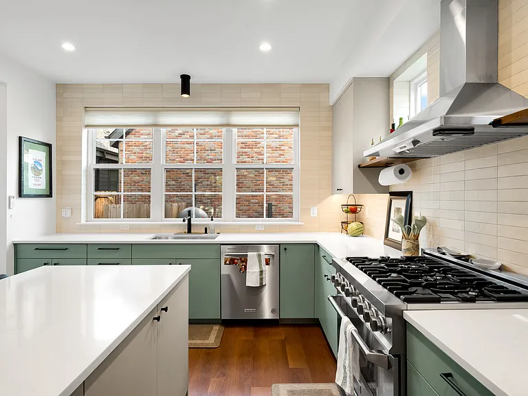 1312 S Grant St — Photo 9