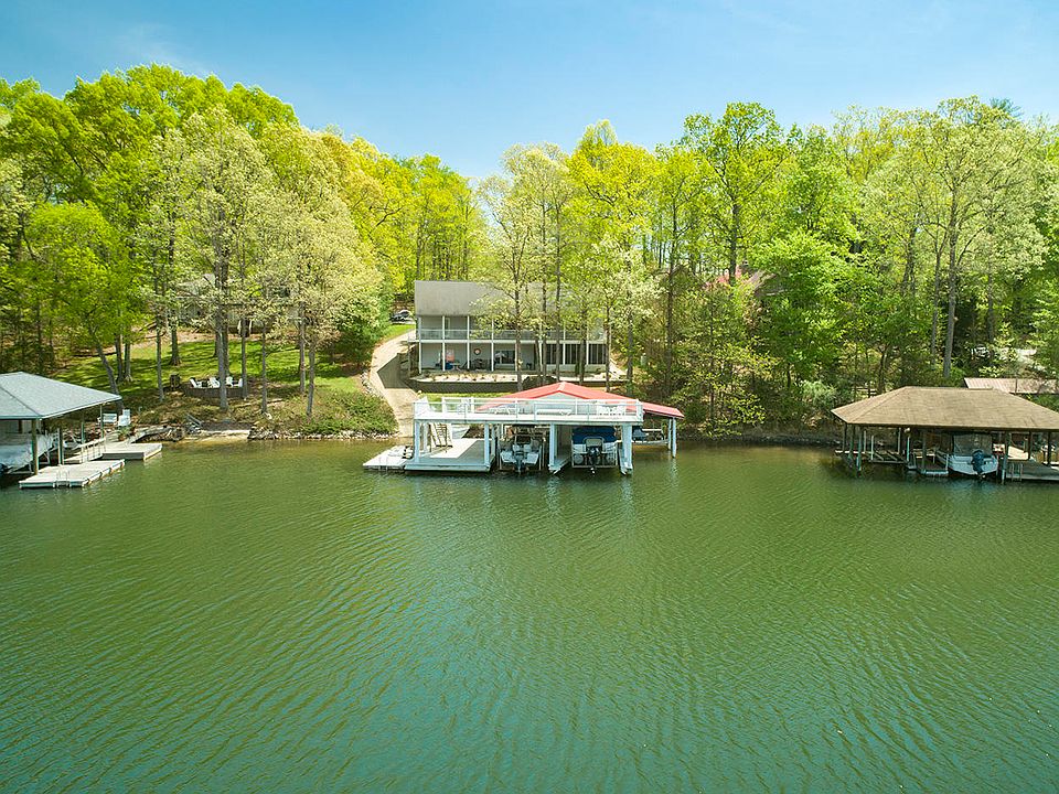 1st image of 1707 Capewood Dr