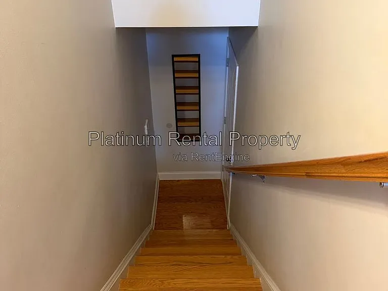 221 16th St NW #3 — Photo 44