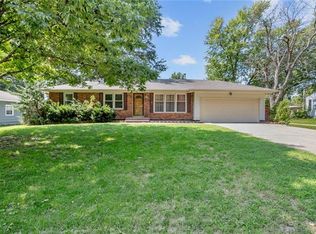 2618 Berry Ave, Independence, MO 64057