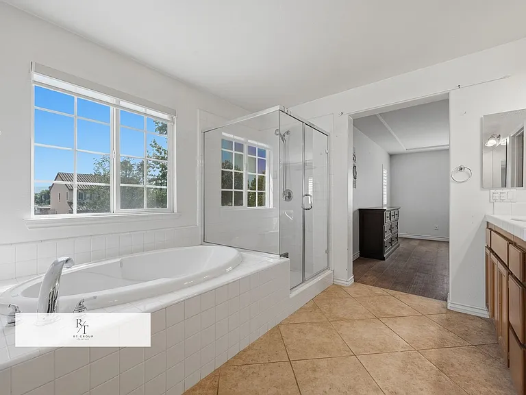 12488 Celebration Dr — Photo 26