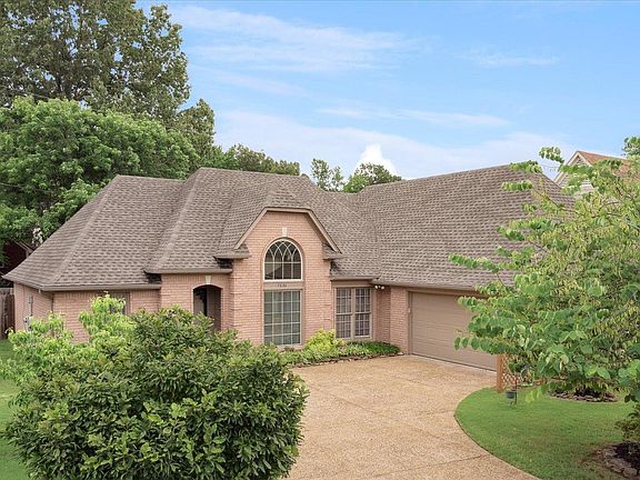 2nd image of 7630 Dexter Hills Dr