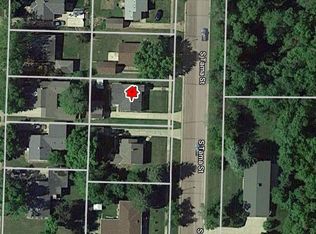 907 S Tama St, Rock Rapids, IA 51246