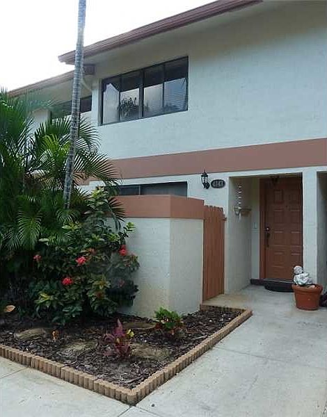 1st image of 4343 SW 70th Ter