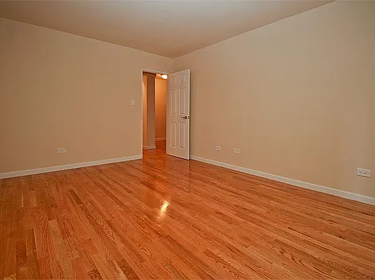 Rented by SW Queens Mezzanine | media 10