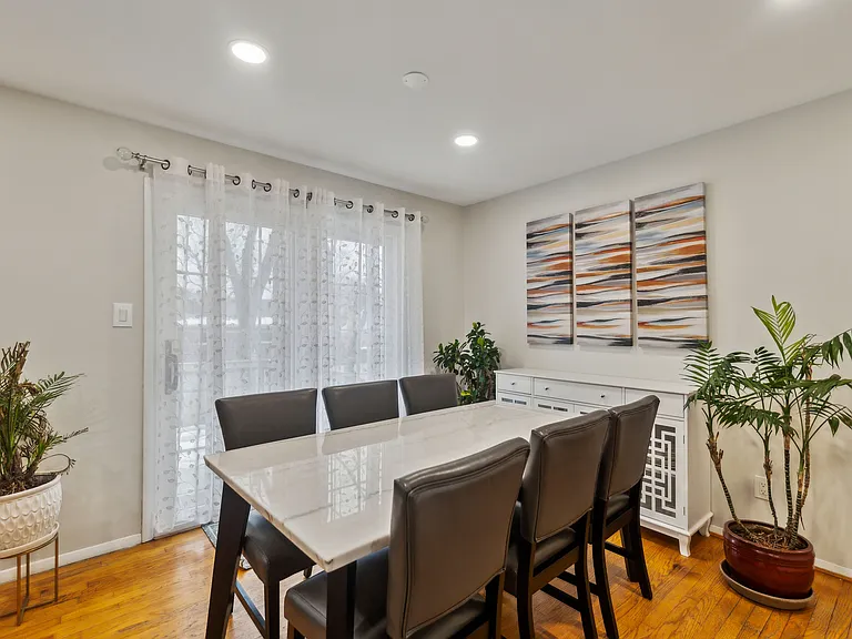 14625 Batavia Dr — Photo 37