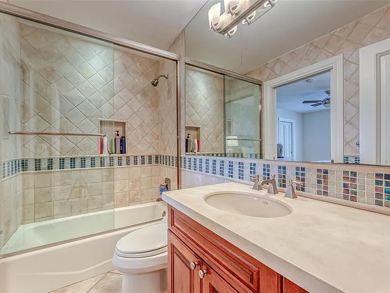 1313 E Lake Dr — Photo 80
