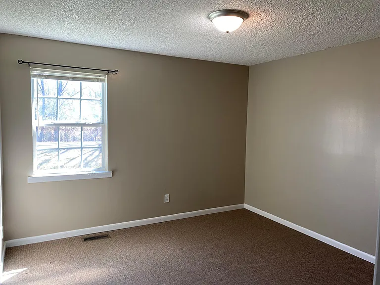 217 County Road 421 — Photo 12