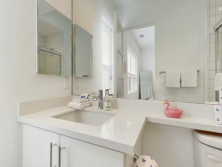 3534 Ambassador Dr — Photo 17