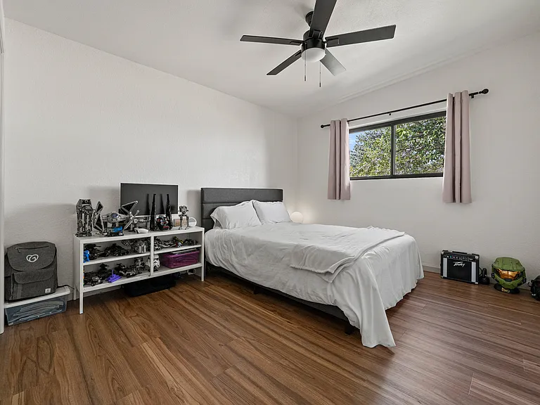 1398 Heather Dr — Photo 22