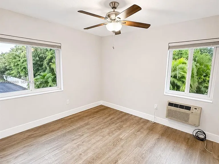 125 Edgewater Dr #9 — Photo 8