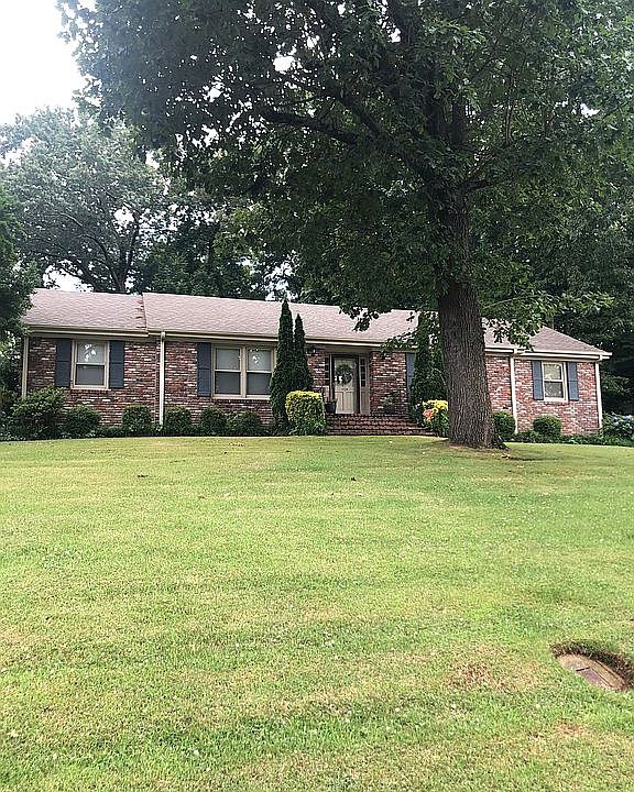 1st image of 115 Creekwood Dr