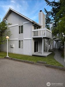 34002 1st Circle S, Federal Way, WA, 98003