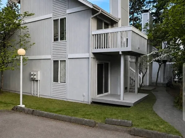 34002 1st Circle S, Federal Way, WA 98003
