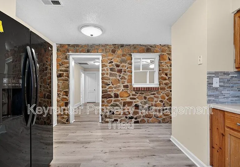 506 Rocky Knoll Rd — Photo 16