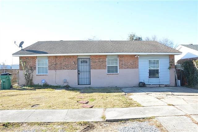 1st image of 956 Stillwell Ln