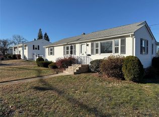 257 E View Ave, Cranston, RI 02920